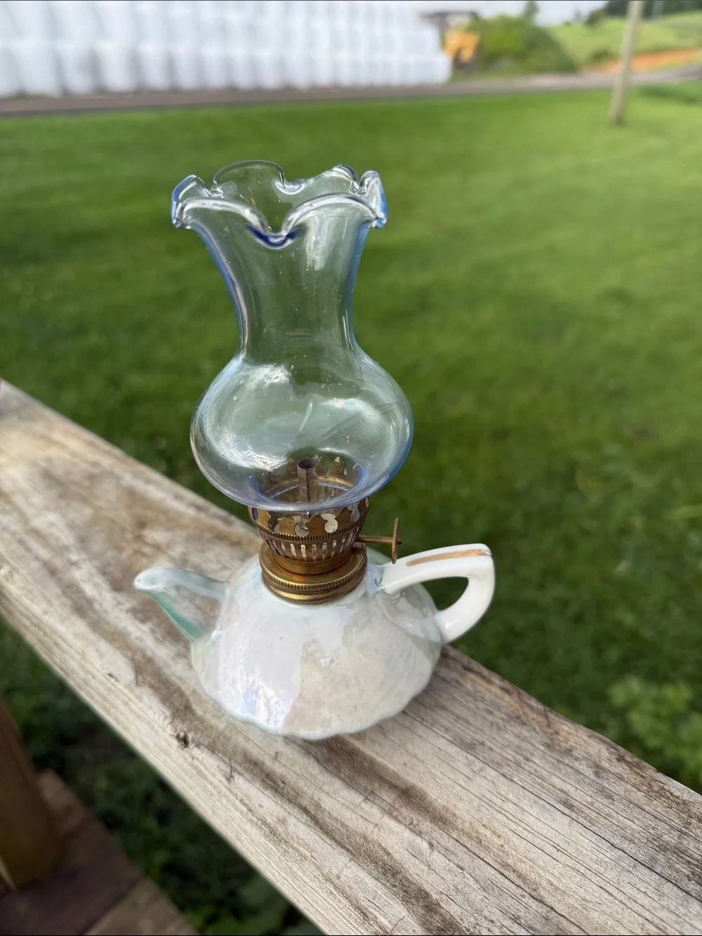Ceramic Oil Lantern with Clear Blue-Tinted Glass Chimney